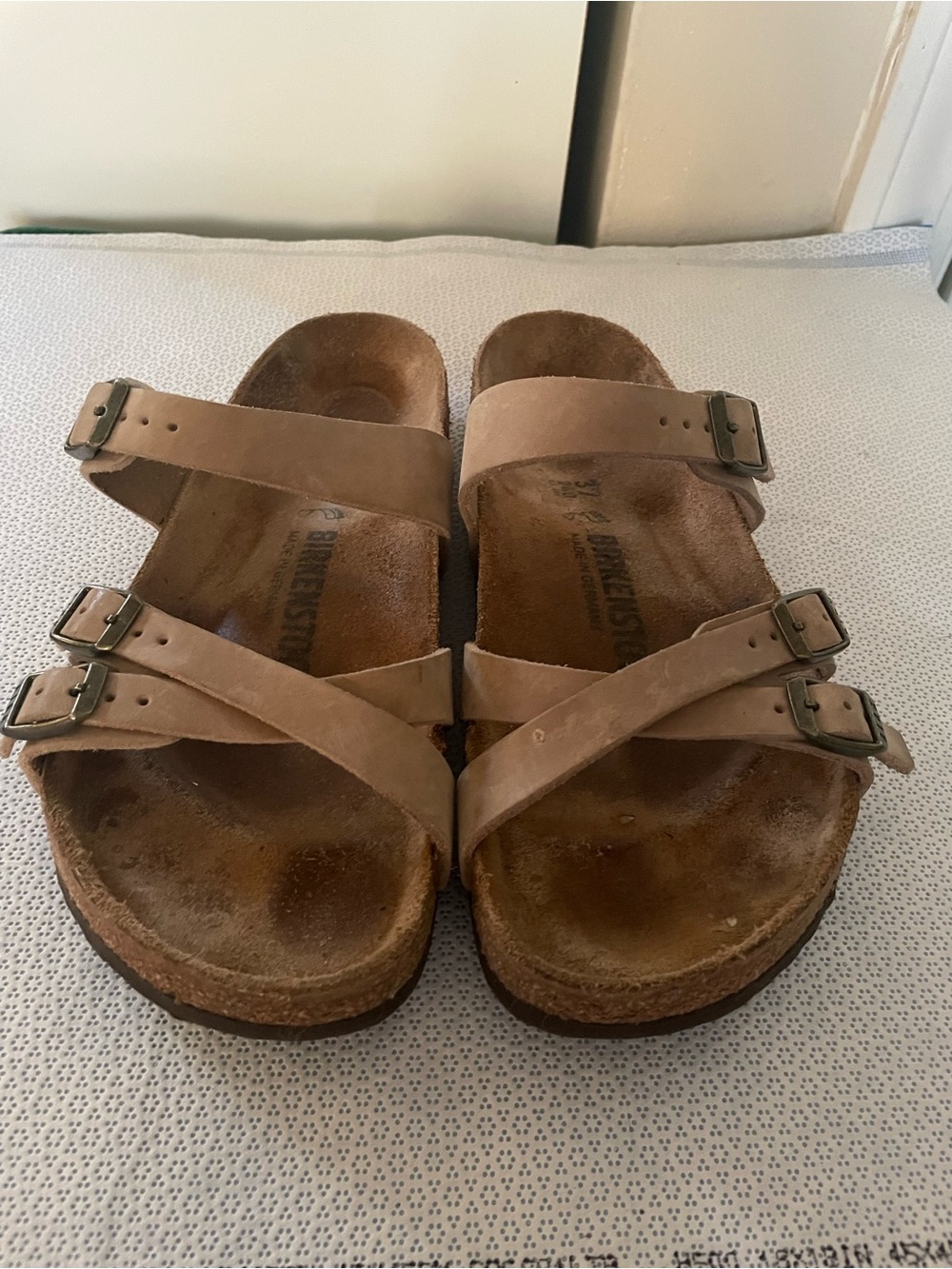 Birkenstock Women’s Taupe Triple-Strap Suede Sandals size 37 -  (6/6.5)